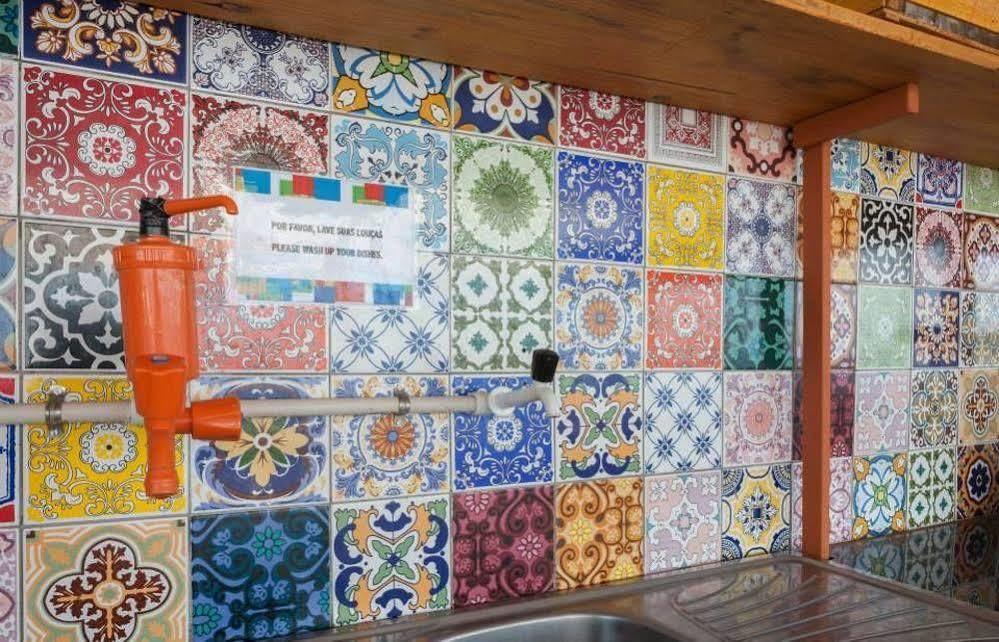 Abraco Carioca Favela Hostel Rio de Janeiro Bagian luar foto
